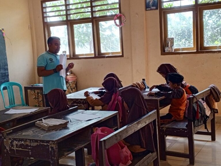 Ujian Semester Ganjil 2025